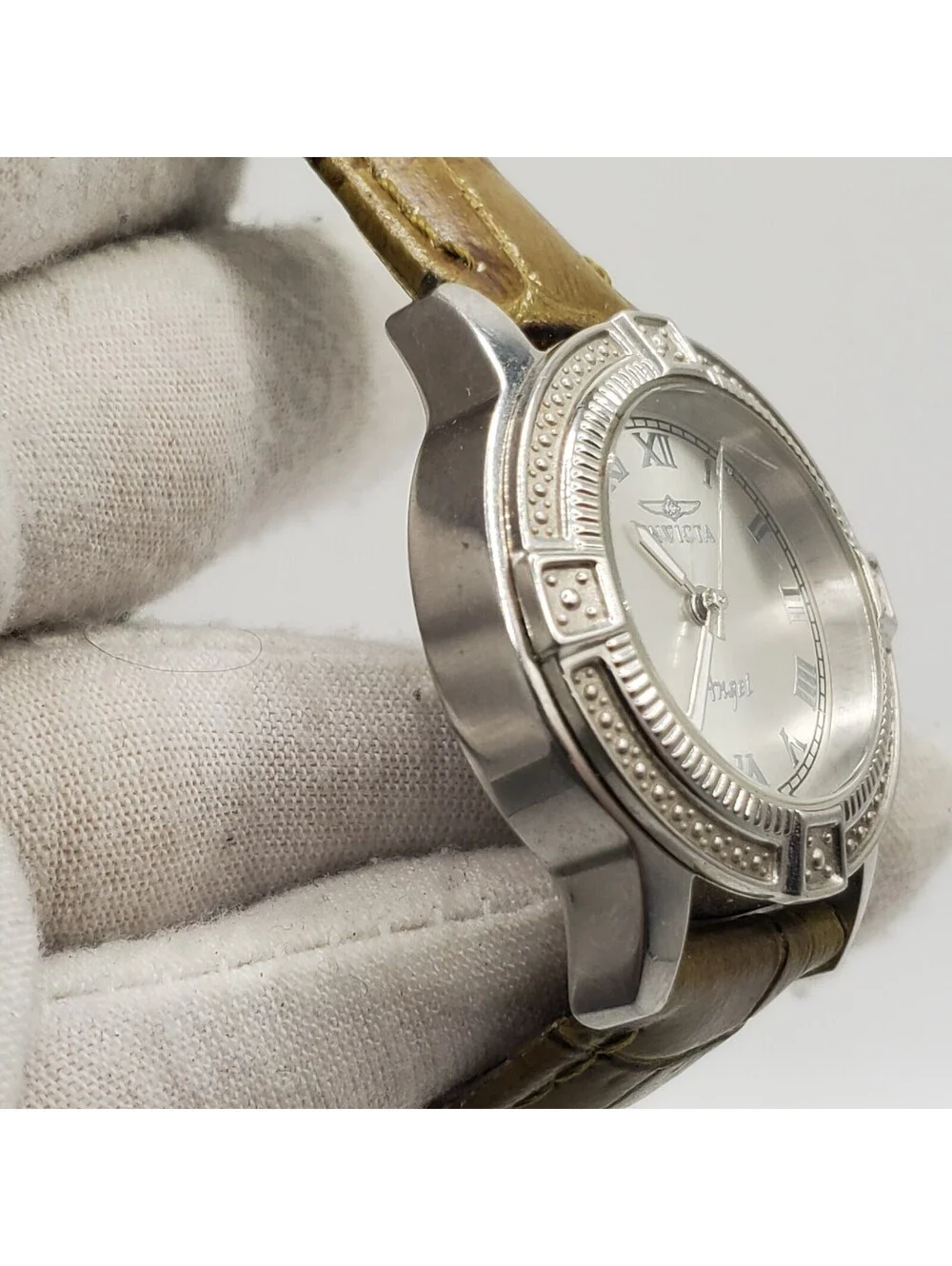 Invicta Angel Watch Women 32mm Silver Tone 15083 Leather Band New Battery